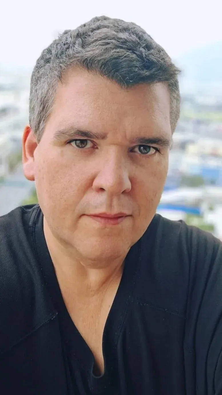 Philippe Abadie, Director · Cofundador de EVOLVE Consultores